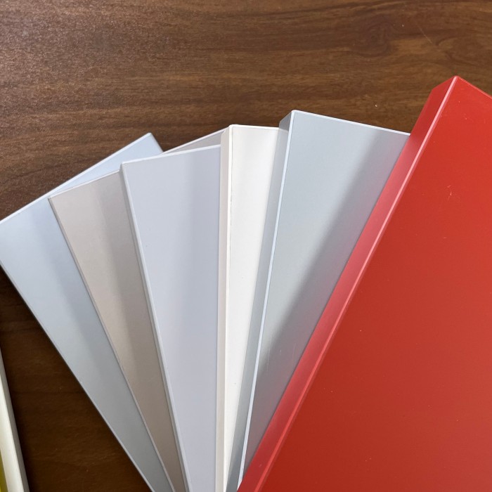 Diamantkantenverarbeitete Acryl-Türverkleidungen